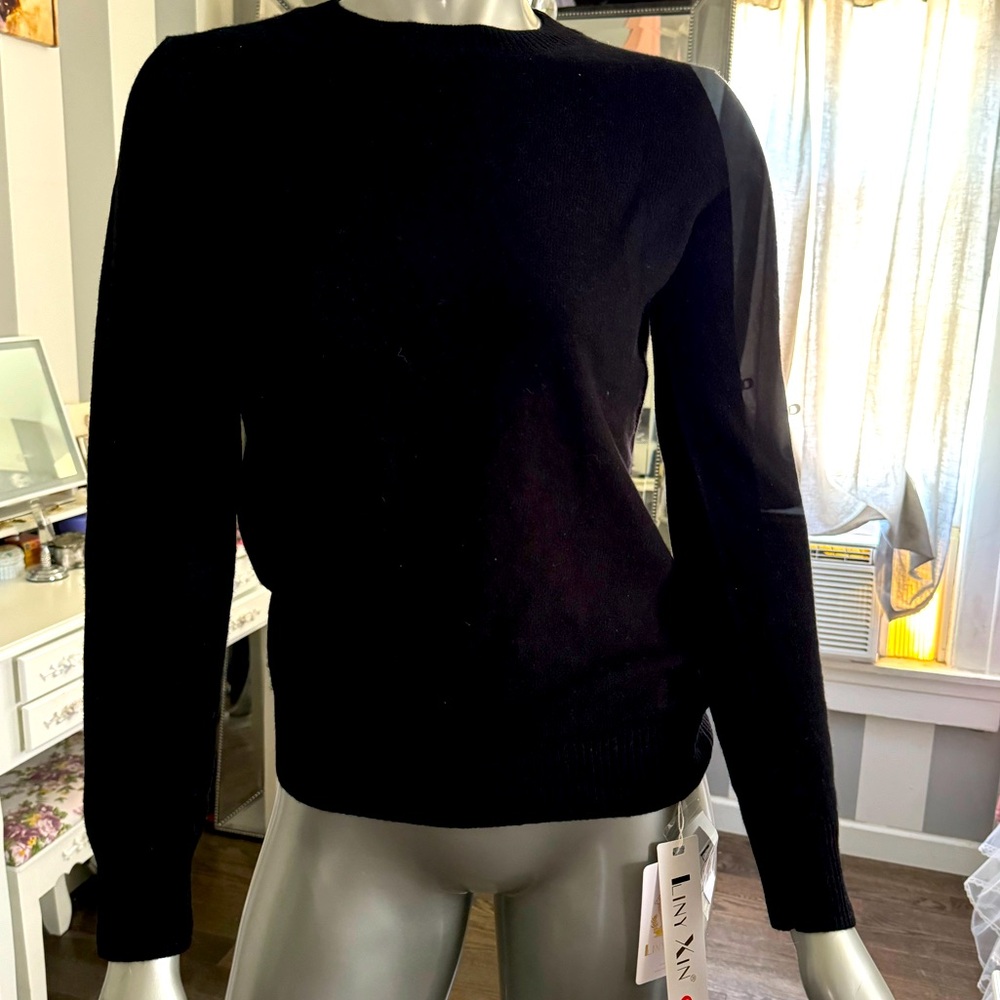 NWT! Brand new Liny Xin crewneck black 100% merino wool sweater
